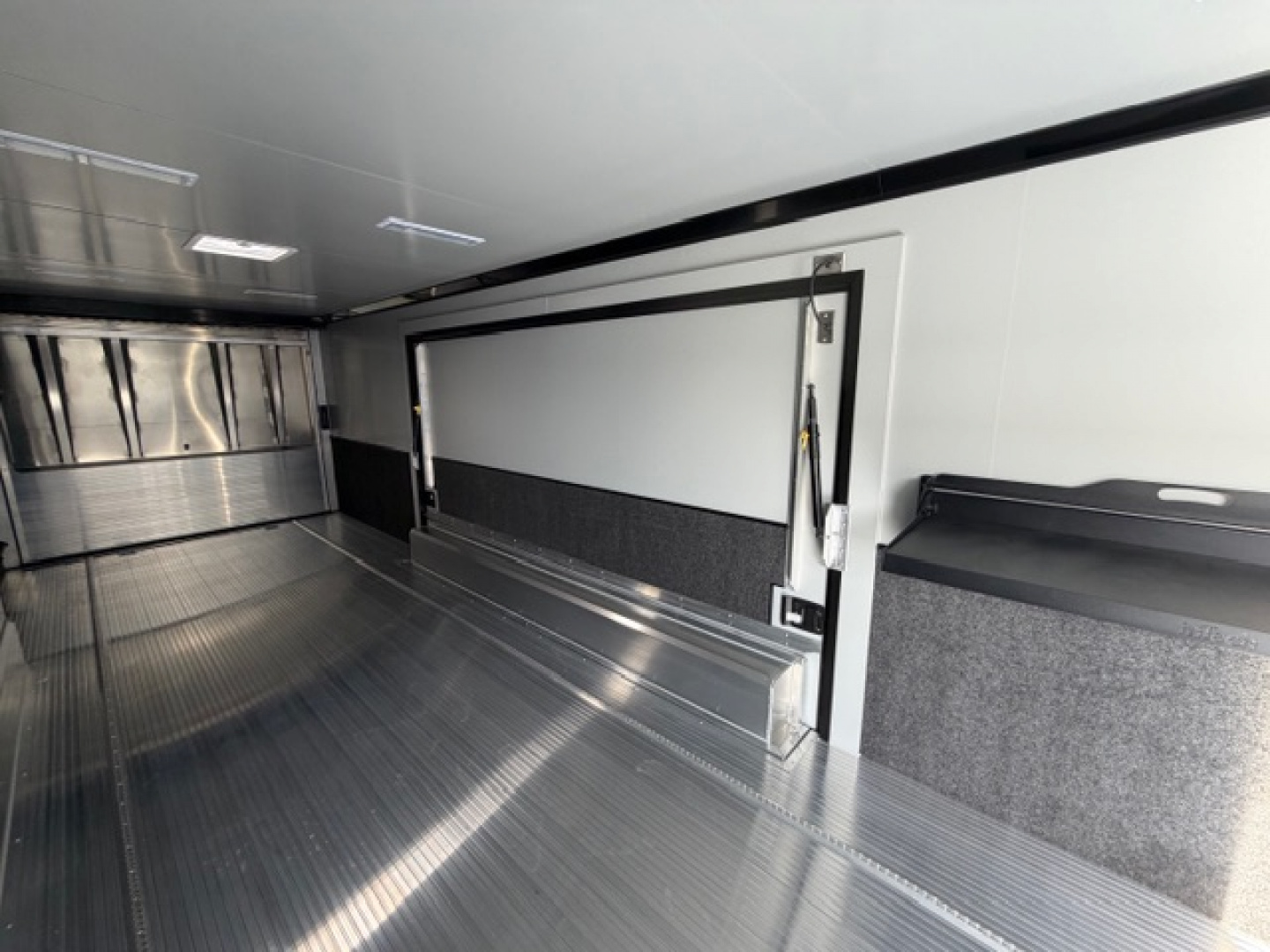 New In-Tech Lite 8.5x32 Race Trailer-18K - White W/ Black Trim RS Cabinet, Winch & WW Cabinet