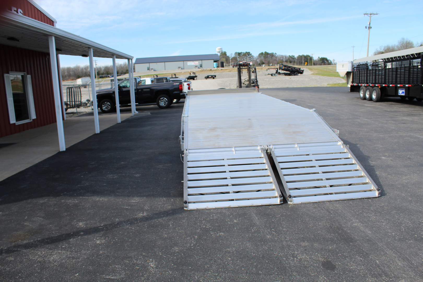 New 2025 EBY Trailers DECK OVER Equipment Trailer