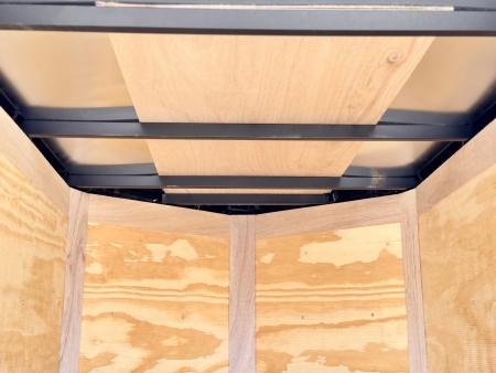 New 2026 Cross Trailers 4-6-1V Enclosed Barn Door 2K GVWR