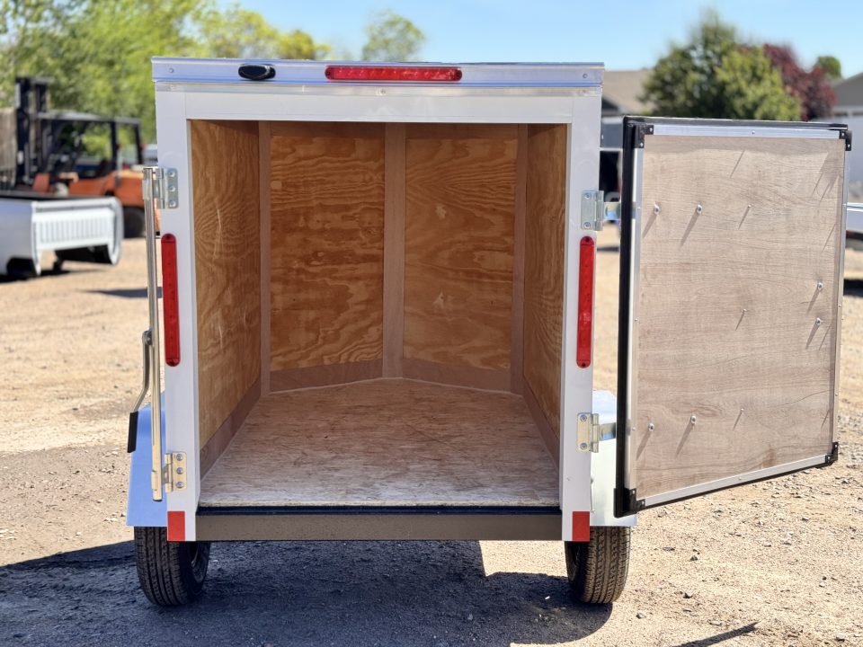 New 2026 Cross Trailers 4-6-1V Enclosed Barn Door 2K GVWR