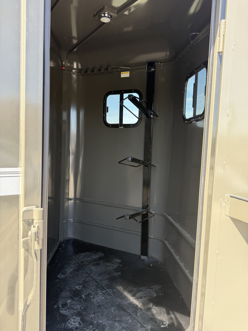 New 2026 Valley Trailers 2 Horse Slant Load 7'6" Tall