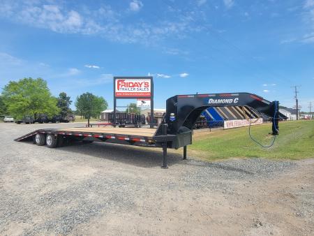 New 2026 Diamond C Trailers FMAX216 35' x 102  40K Hydraulic Dovetail Pacesetter Edition