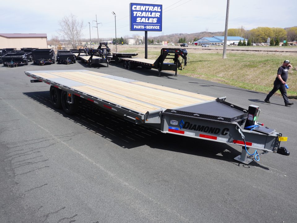 New 2026 Diamond C Trailers DET207 22ft Deckover Tilt Trailer