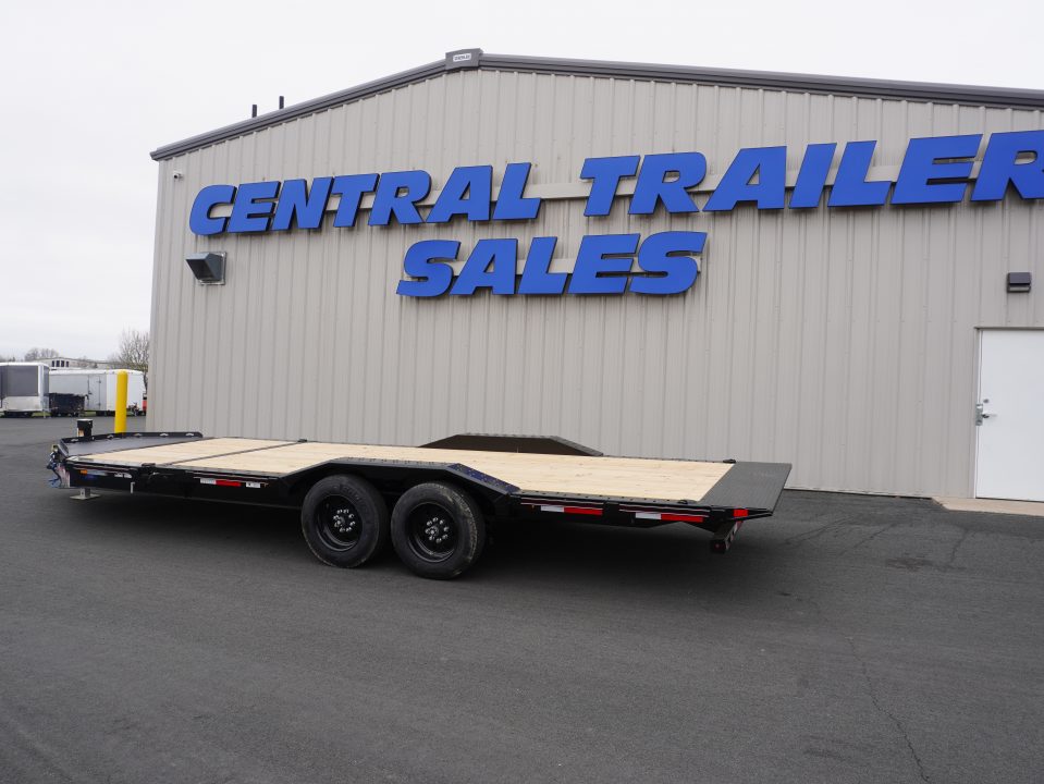 New 2026 Diamond C Trailers 102"x22ft Tilt Trailer