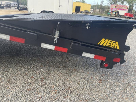 New 2026 Big Tex Trailers 35+5 22GN Tandem Dual Wheel Gooseneck w/ Mega Ramps 23900 GVWR Flatbed Trailer