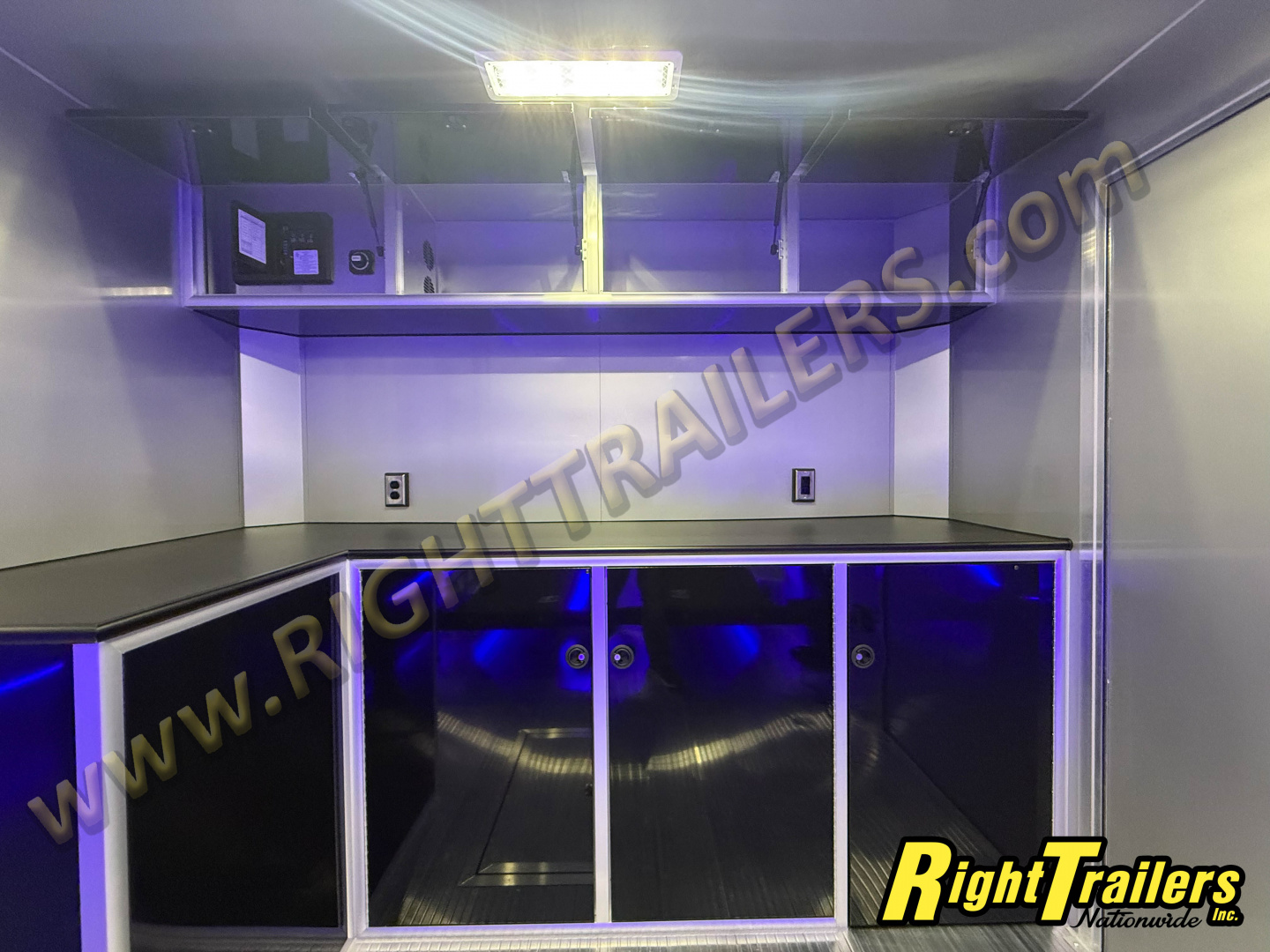 New 2026 8.5X28 inTech Stacker