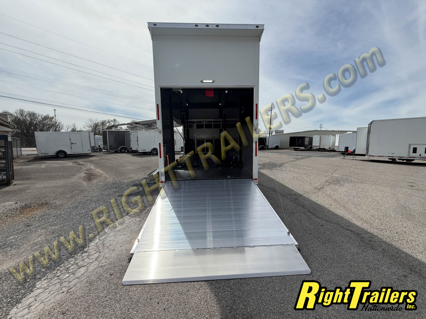 New 2026 8.5X28 inTech Stacker