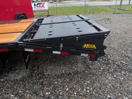 New 2026 Big Tex Trailers 25+5 22PH Over Deck Pintle w/ Mega Ramps Equipment Trailer *Take an additional $400 off with an instant rebate thru 5/31