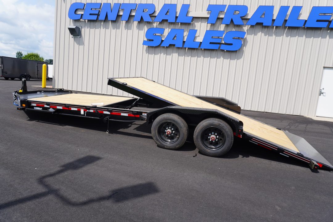 New 2026 Diamond C Trailers 210 82x24ft Tilt Trailer