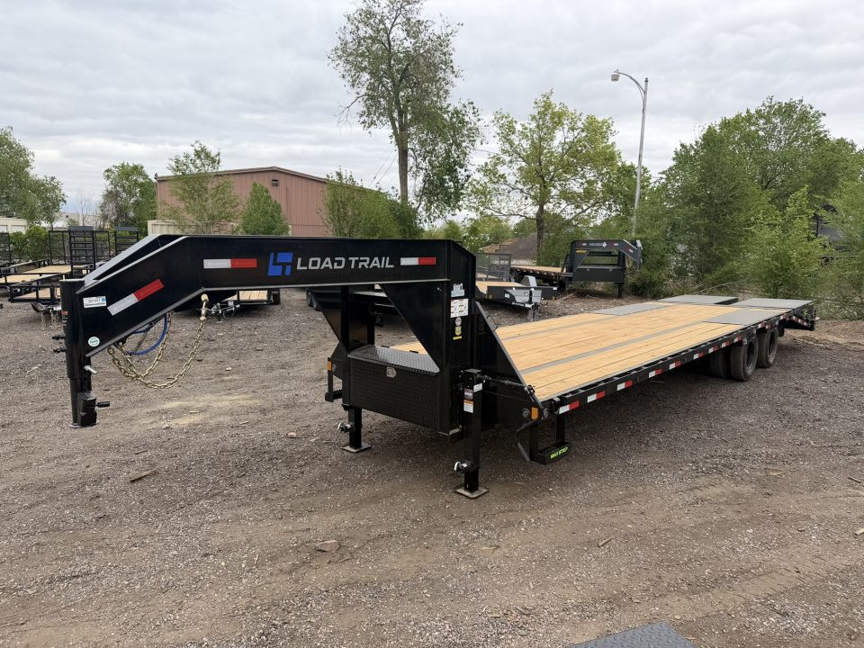 New 2026 Load Trail 8.5-32 Tandem Dual Gooseneck Deckover Equipment Hauler 24K GVWR