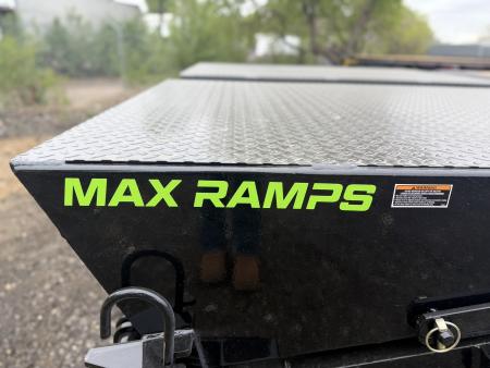 New 2026 Load Trail 8.5-32 Tandem Dual Gooseneck Deckover Equipment Hauler 24K GVWR