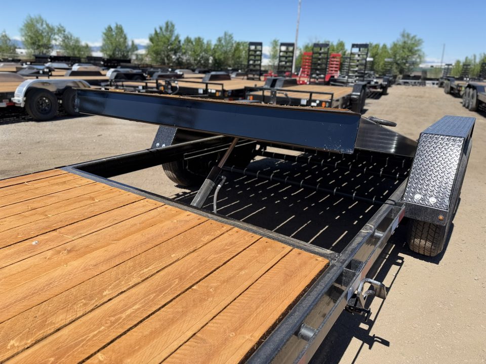 New 2026 Southland Trailers 7-HD22 Tilt Deck Equipment Hauler 14K GVWR