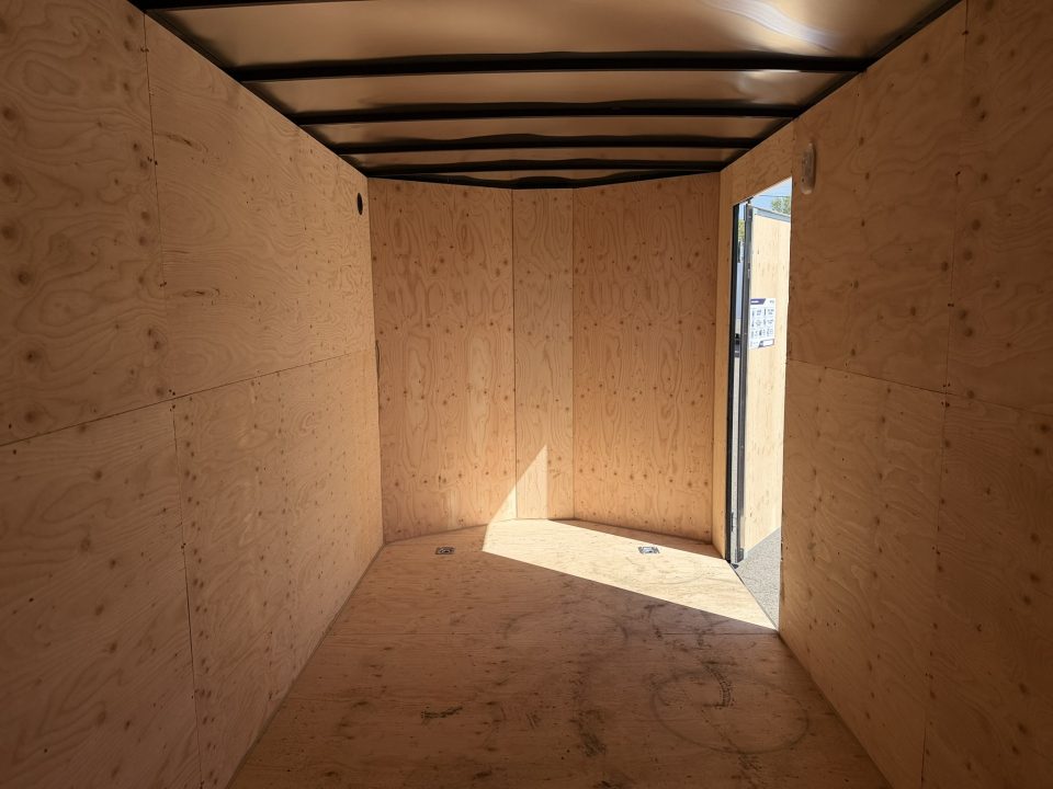 New 2026 Royal Cargo Trailers 7-16-1.5V Enclosed 7K GVWR