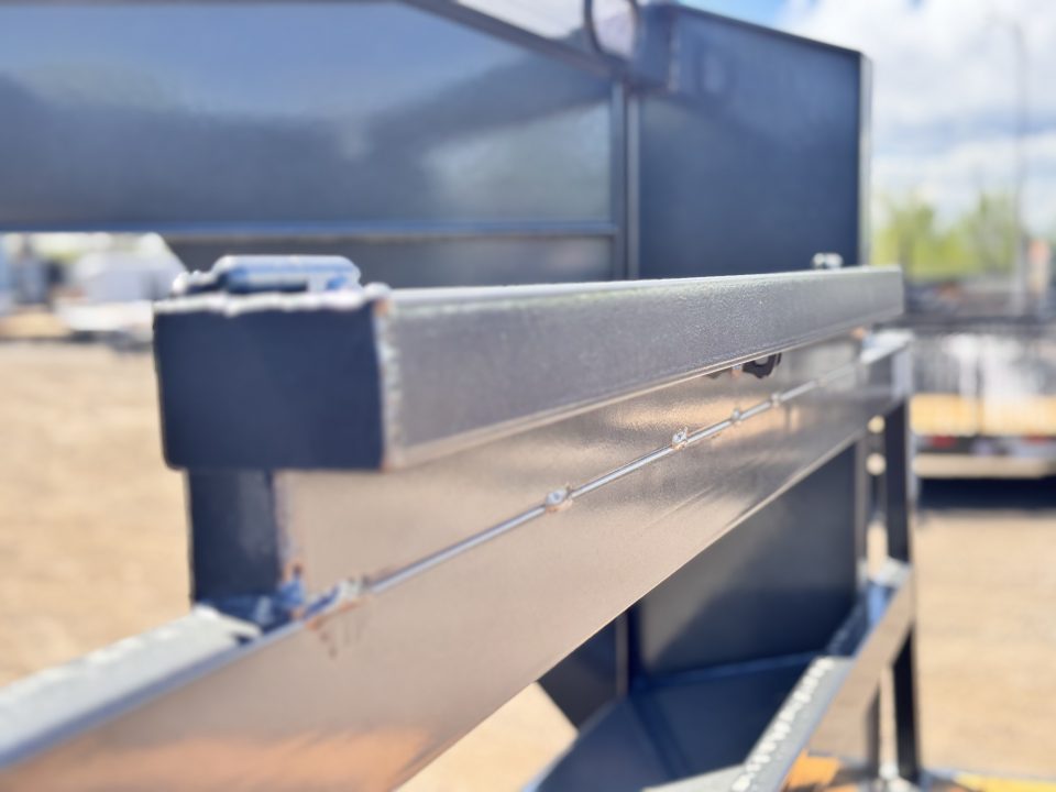 New 2026 Diamond T 8.5-25 Gooseneck Deckover Equipment Hauler 16K GVWR