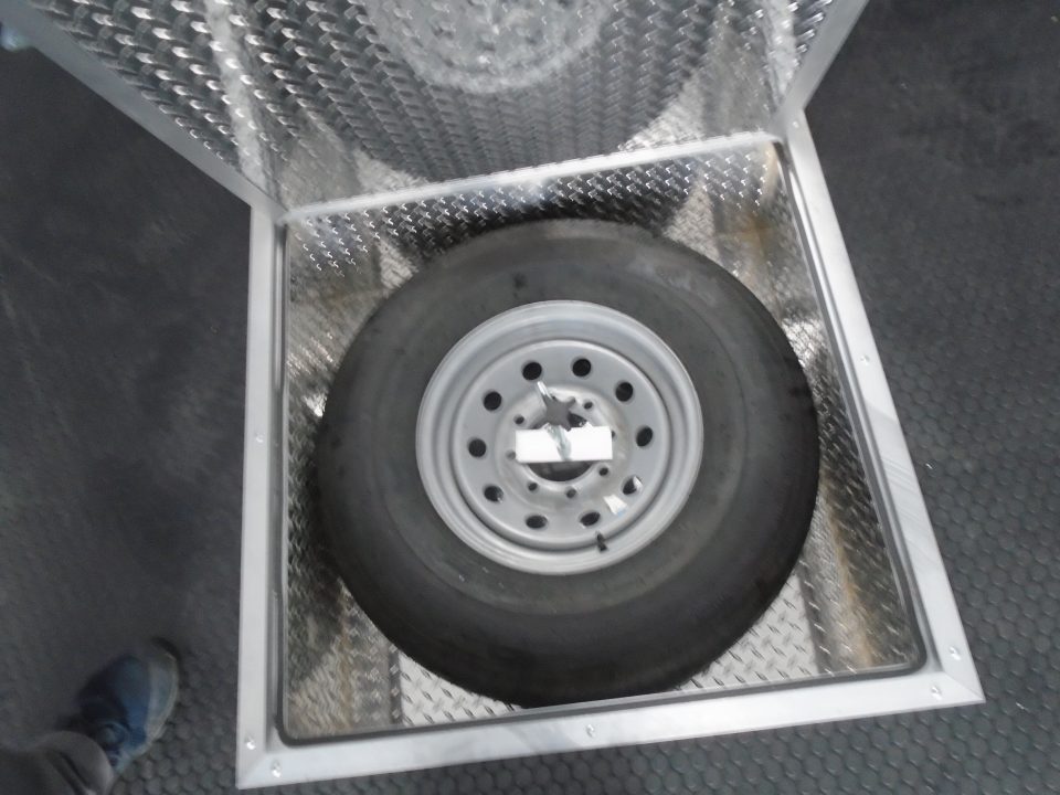 New 2026 ALCOM STEALTH Car Hauler 8.5X28 WITH EXTRAHEIGHT