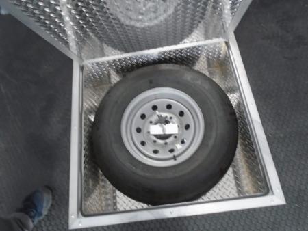 New 2026 ALCOM STEALTH Car Hauler 8.5X28 WITH EXTRAHEIGHT