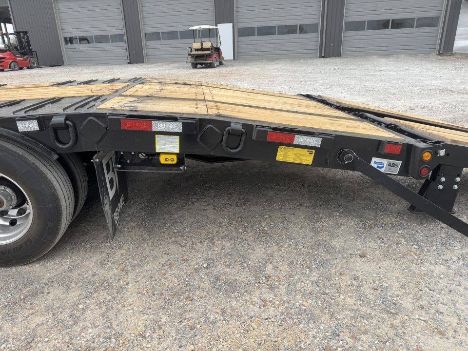 New 2026 Behnke Step Deck Trailer | 102" x 45' 60K GVWR