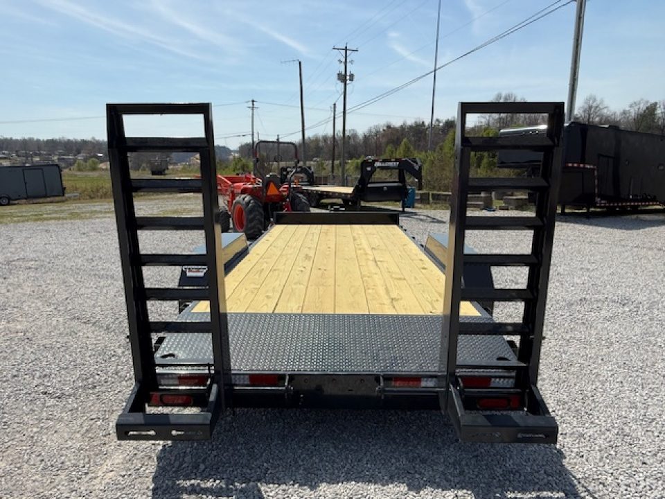 New Hillcrest Equipment 16+2 14K