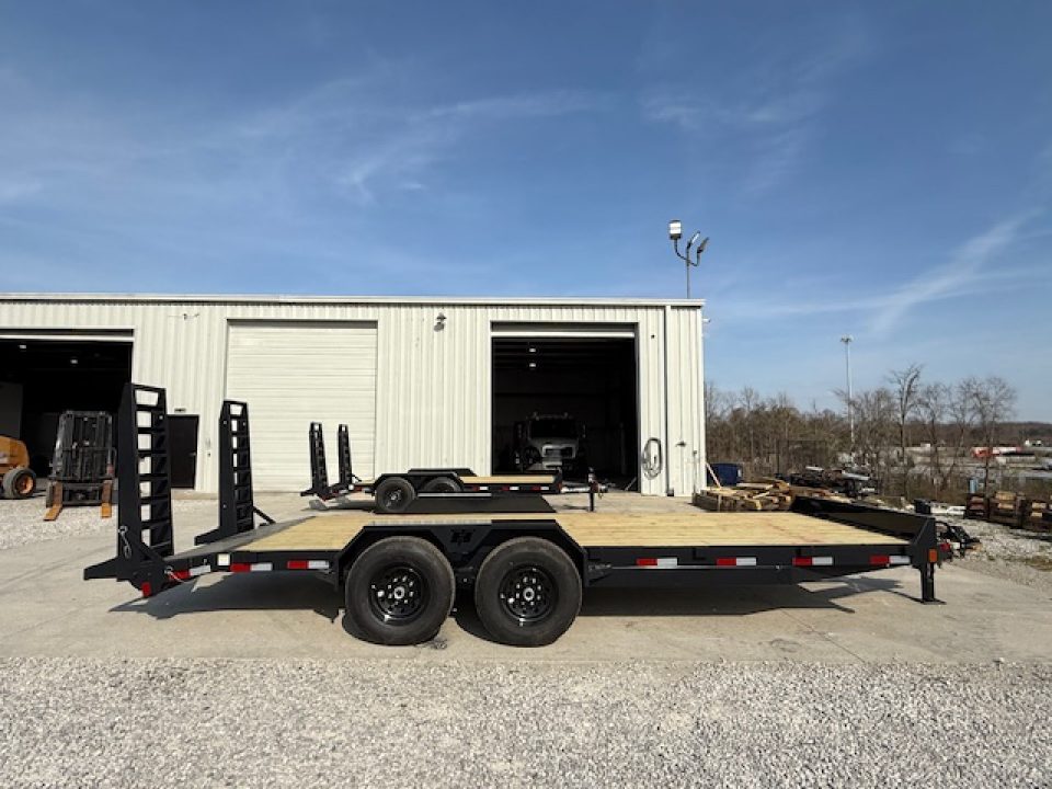 New Hillcrest Equipment 18+2 14k