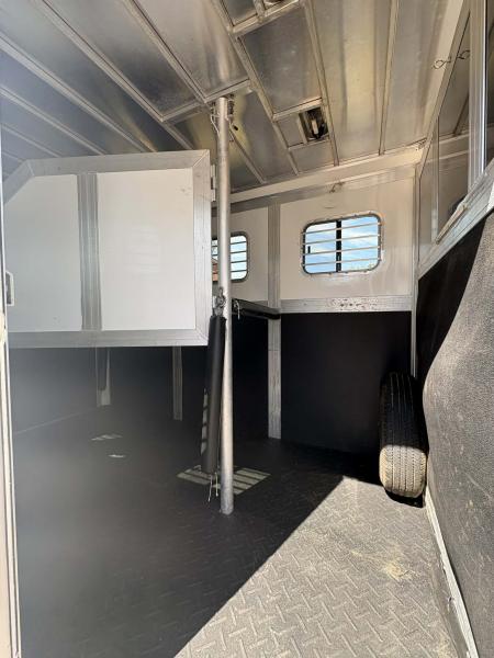 Used 2013 Eclipse 2 Horse Straight Load Horse Trailer