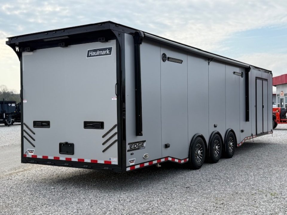 New Haulmark EDGE 8.5x34 18k Silver Frost Black Out- Turbo PKG