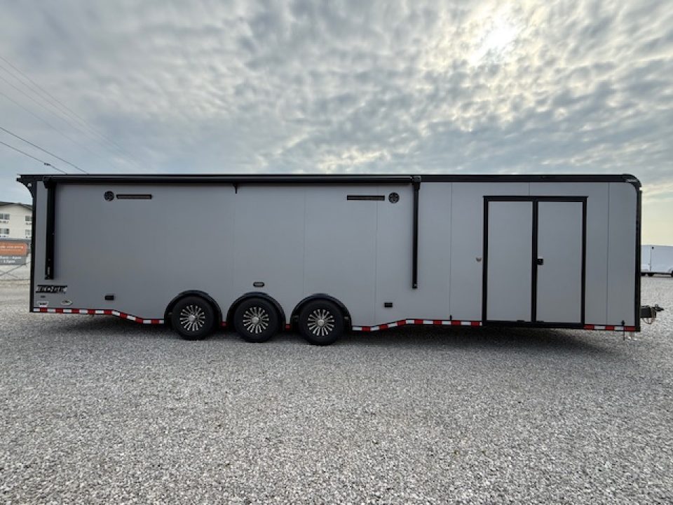 New Haulmark EDGE 8.5x34 18k Silver Frost Black Out- Turbo PKG