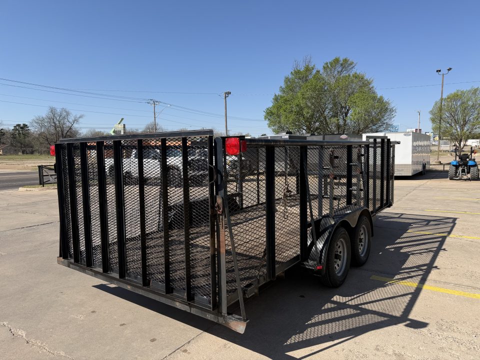 Used #146177 USED 2007 TRAIL MASTER 18 X 83 TANDEM AXLE 7K LANDSCAPE TRAILER