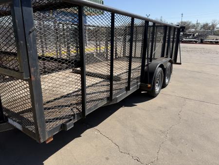 Used #146177 USED 2007 TRAIL MASTER 18 X 83 TANDEM AXLE 7K LANDSCAPE TRAILER