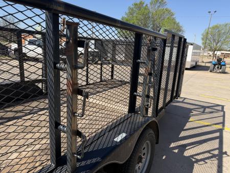 Used #146177 USED 2007 TRAIL MASTER 18 X 83 TANDEM AXLE 7K LANDSCAPE TRAILER