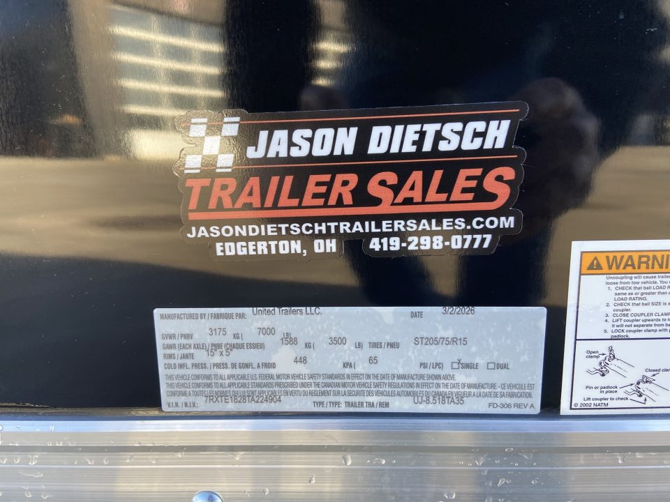 New United UJ-8.5X18 Enclosed Trailer
