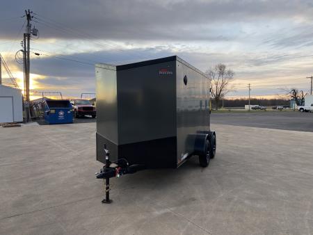 New United UJ-6X12 Enclosed Trailer