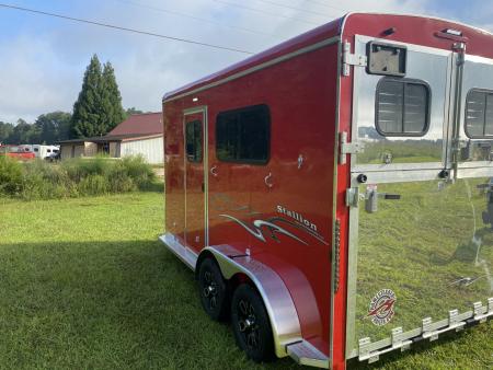 New Homesteader 214FB 2 Horse Direct Load Warmblood Horse Trailer