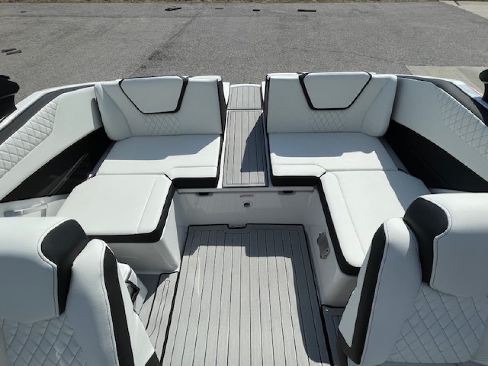 New 2026 Yamaha Boats 222 S Jet Boat