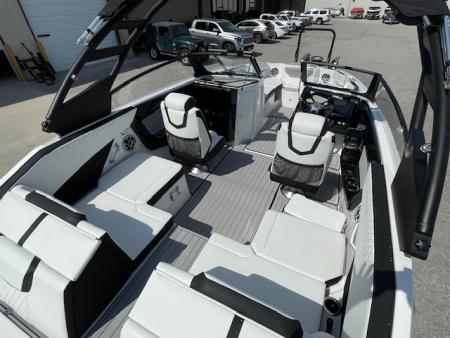 New 2026 Yamaha Boats 222 S Jet Boat