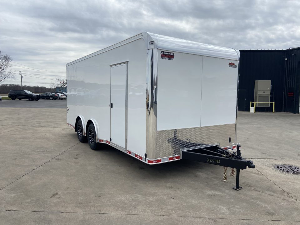 New United UXT-8.5X20 Cargo Enclosed Trailer