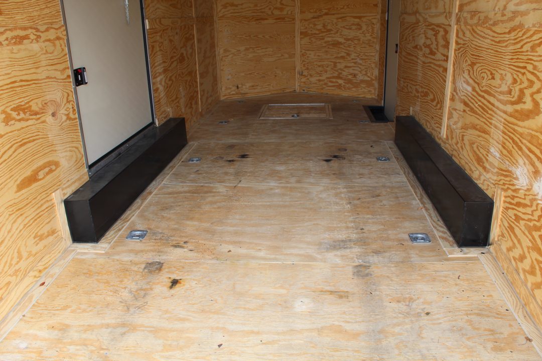 Used 2019 Anvil AT85X20TA3 Cargo / Enclosed Trailer