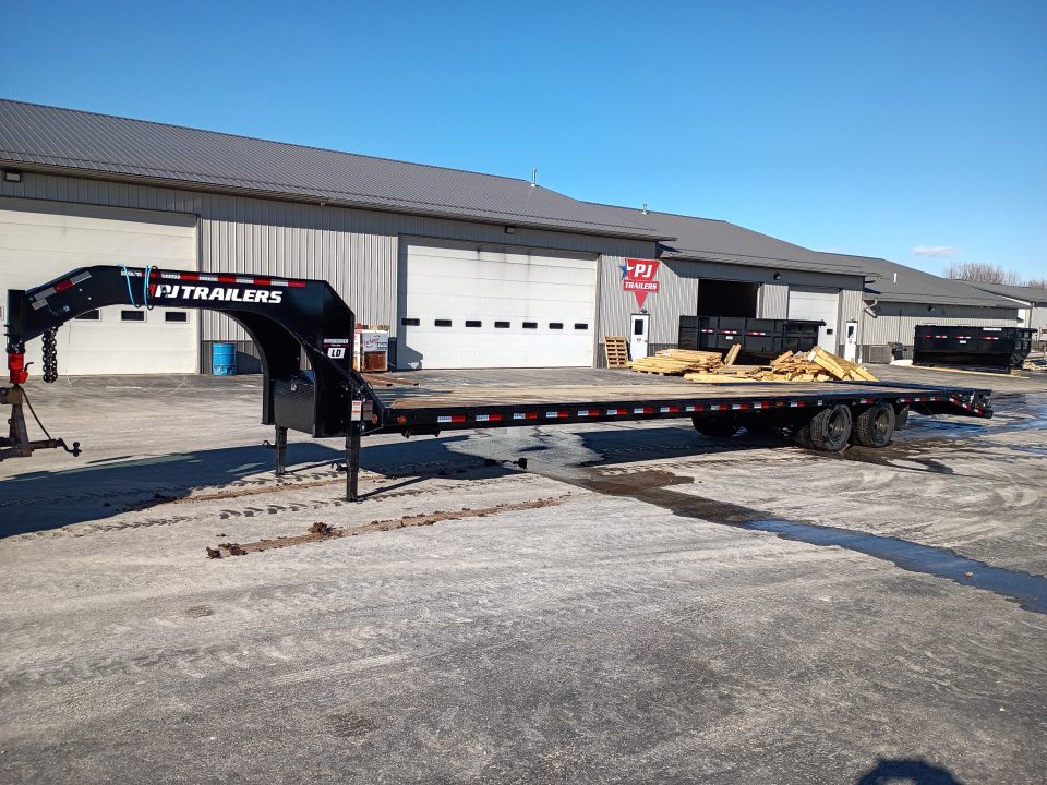 New 2026 PJ Trailers LD402
