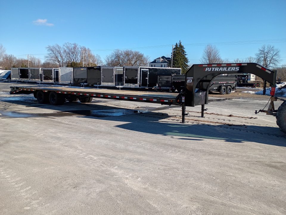 New 2026 PJ Trailers LD402
