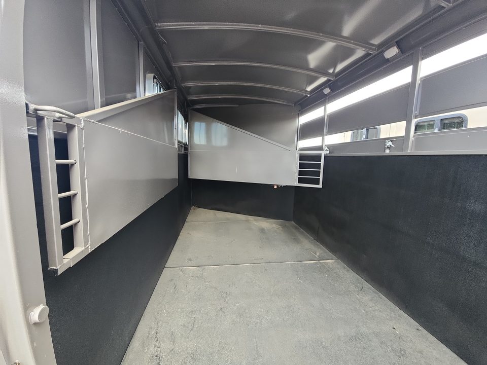 New 2025 Titan Trailer AVALANCHE II Stock / Stock Combo Trailer