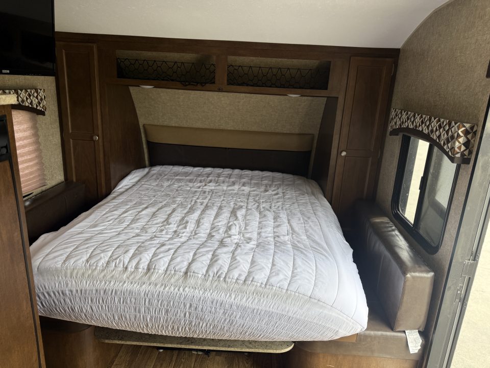 Used 2016 Kz SL169RBS Travel Trailer