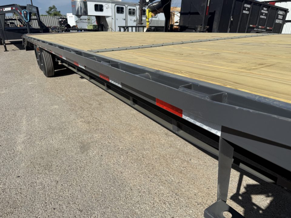 New 2026 Lamar Trailers 102X30 16K Deckover Trailer