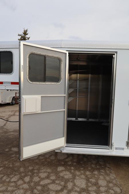 New 2026 Featherlite Trailers 3 Horse Trailer