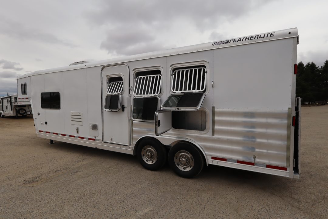 Used 2015 Featherlite Trailers 3 Horse Trailer