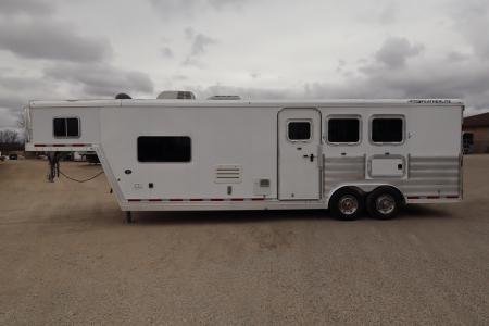 Used 2015 Featherlite Trailers 3 Horse Trailer