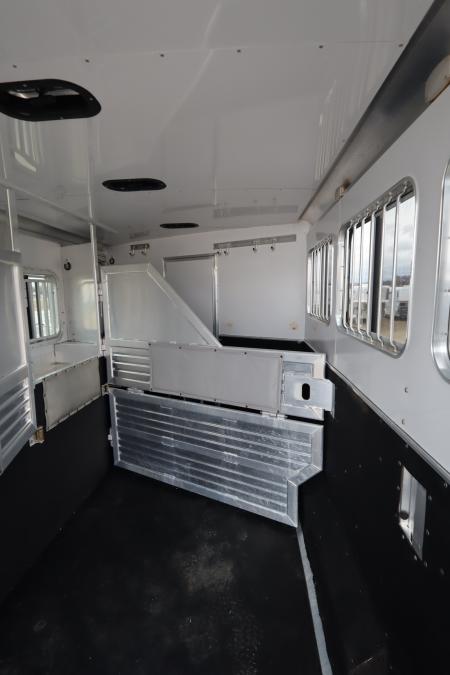 Used 2015 Featherlite Trailers 3 Horse Trailer