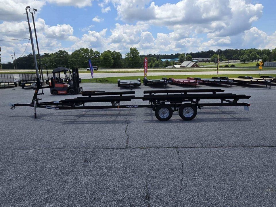 New 2026 MARINE MASTER 22'-25' TRITOON TRAILER WITH SWING TONGUE