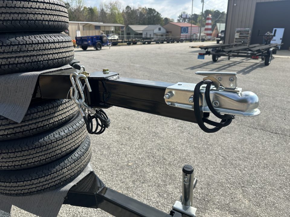 New 2026 MARINE MASTER 22'-25' TRITOON TRAILER WITH SWING TONGUE