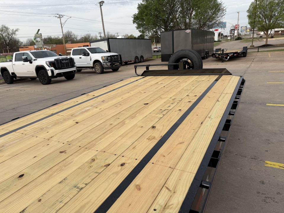 New #037738 2026 DIAMOND T SDSKP2008 24 X 102 SUPER DUTY SKID PRO 20K EQUIPMENT HAULER W MINI MAXX RAMPS & SPARE
