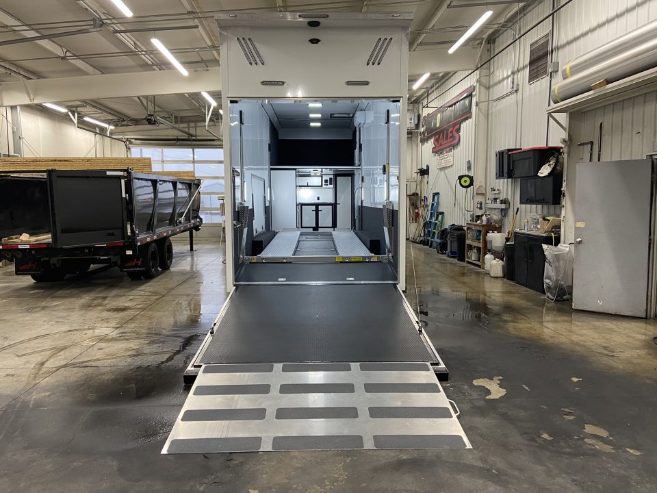 New 2026 United Trailers USH-8.532TR70 Stacker