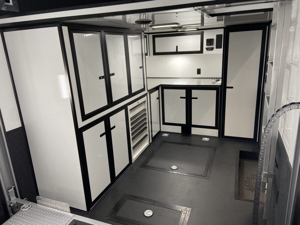 New 2026 United Trailers USH-8.532TR70 Stacker